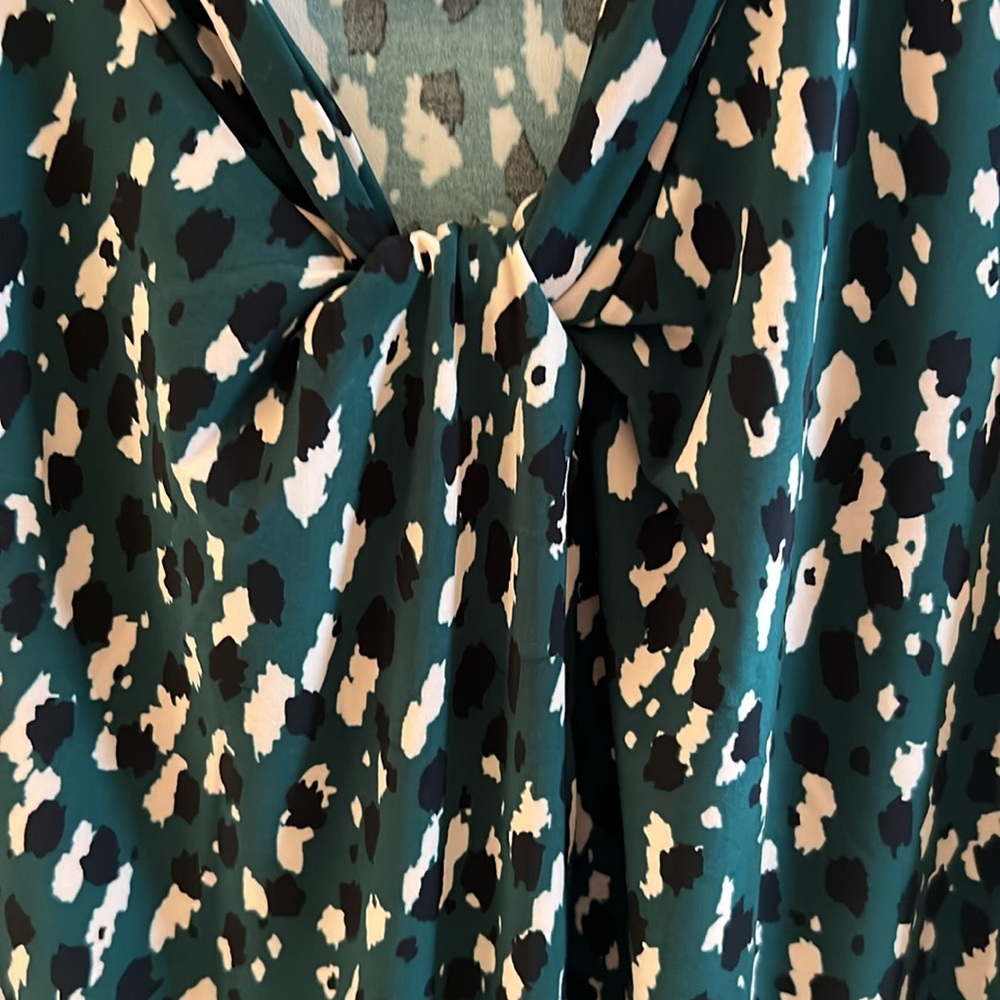 Kasper Top Size XL Evergreen Multi (green, tan, black) New With Tags - Picture 6 of 8